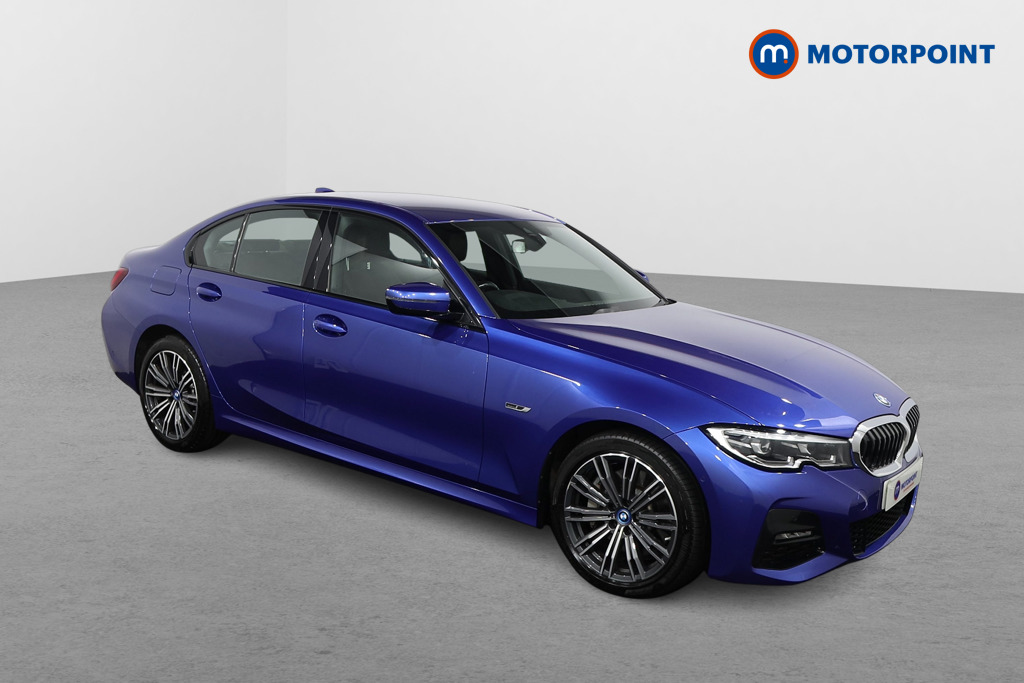 BMW 3 Series M Sport Automatic Petrol Plug-In Hybrid Saloon - Stock Number (1480272) - Drivers side front corner