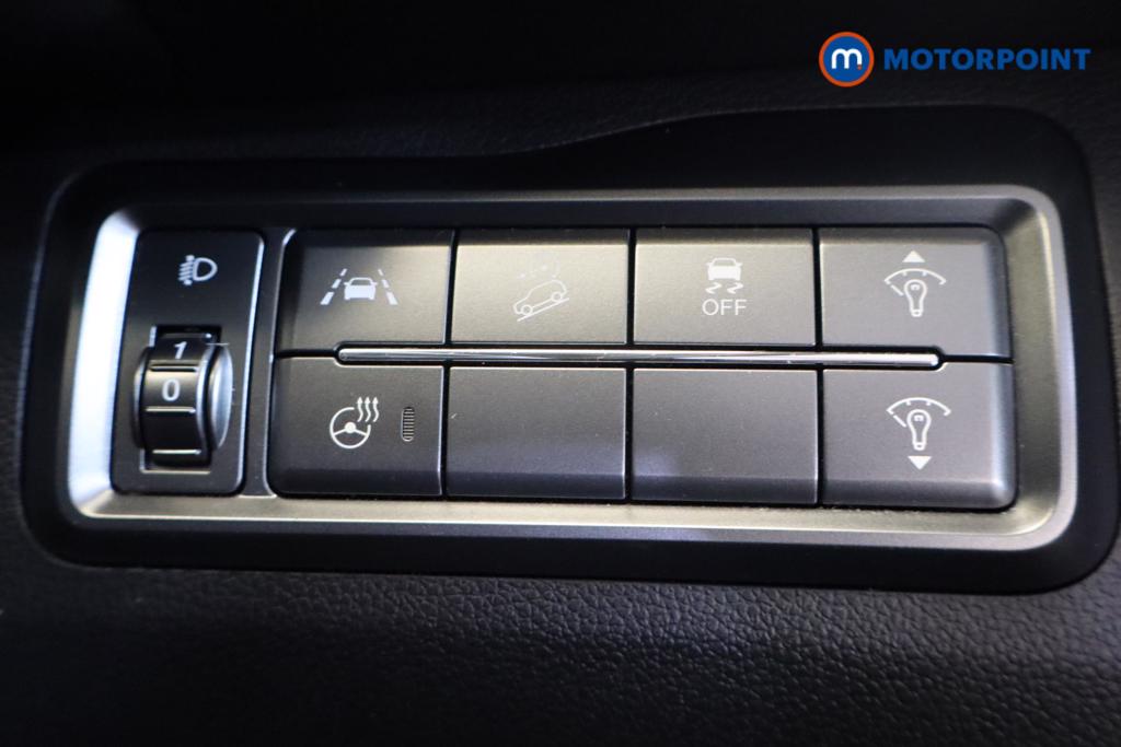 Ssangyong Tivoli Ventura Manual Petrol SUV - Stock Number (1463187) - 12th supplementary image