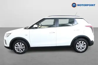 Ssangyong Tivoli Ventura Manual Petrol SUV - Stock Number (1463187) - Passenger side