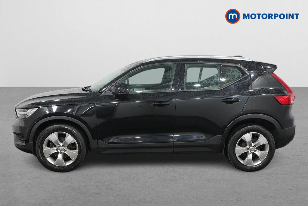 Volvo Xc40 Momentum Manual Petrol SUV - Stock Number (1469158) - Passenger side