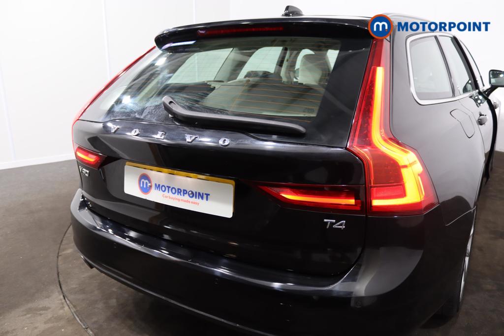 Volvo V90 Momentum Plus Automatic Petrol Estate - Stock Number (1469946) - 27th supplementary image