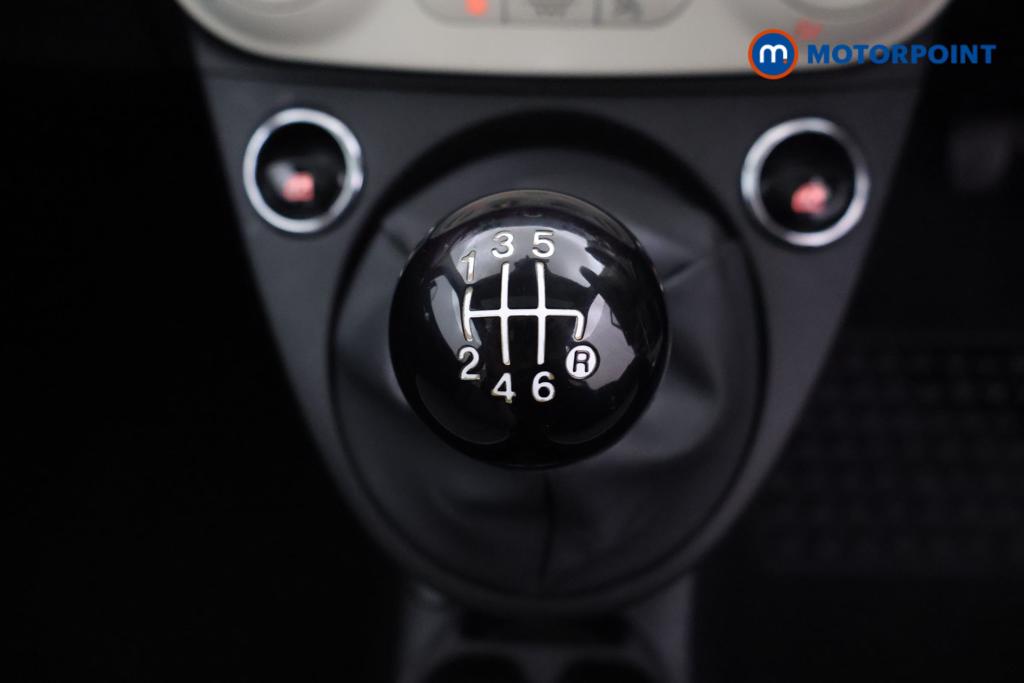 Fiat 500 Lounge Manual Petrol-Electric Hybrid Hatchback - Stock Number (1471025) - 7th supplementary image