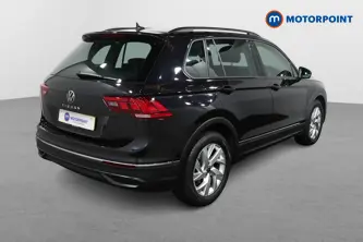 Volkswagen Tiguan Life Automatic Petrol SUV - Stock Number (1472769) - Drivers side rear corner