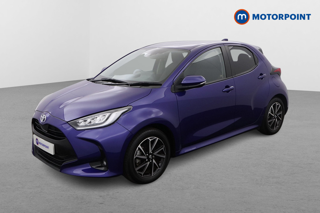 Toyota Yaris Design Automatic Petrol-Electric Hybrid Hatchback - Stock Number (1481929) - Passenger side front corner