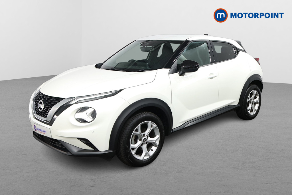 Nissan Juke N-Connecta Manual Petrol SUV - Stock Number (1469807) - Passenger side front corner