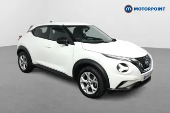 Nissan Juke N-Connecta Manual Petrol SUV - Stock Number (1469807) - Drivers side front corner