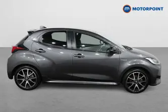 Toyota Yaris Dynamic Automatic Petrol-Electric Hybrid Hatchback - Stock Number (1471837) - Drivers side