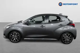 Toyota Yaris Dynamic Automatic Petrol-Electric Hybrid Hatchback - Stock Number (1471837) - Passenger side