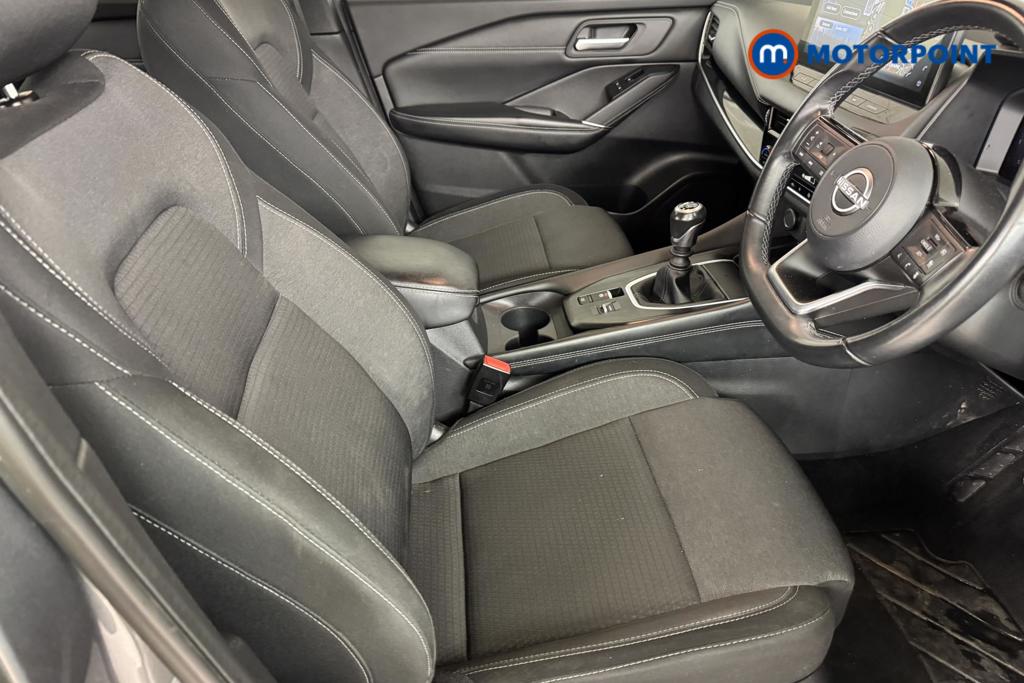 Nissan Qashqai N-Connecta Manual Petrol SUV - Stock Number (1474928) - 4th supplementary image