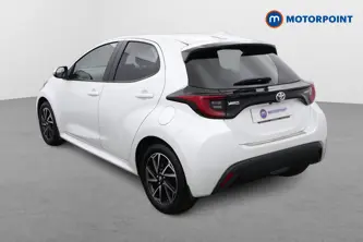 Toyota Yaris Design Automatic Petrol-Electric Hybrid Hatchback - Stock Number (1475059) - Passenger side rear corner