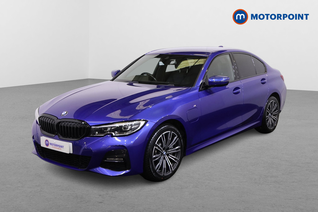 BMW 3 Series M Sport Automatic Petrol Plug-In Hybrid Saloon - Stock Number (1476569) - Passenger side front corner