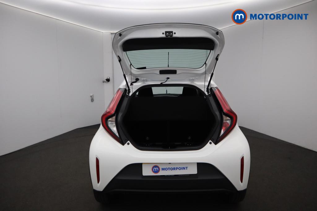 Toyota Aygo X Pure Manual Petrol Hatchback - Stock Number (1479947) - 19th supplementary image