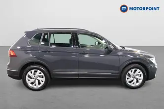 Volkswagen Tiguan Life Automatic Petrol Plug-In Hybrid SUV - Stock Number (1481145) - Drivers side