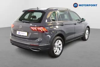 Volkswagen Tiguan Life Automatic Petrol Plug-In Hybrid SUV - Stock Number (1481145) - Drivers side rear corner