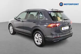 Volkswagen Tiguan Life Automatic Petrol Plug-In Hybrid SUV - Stock Number (1481145) - Passenger side rear corner