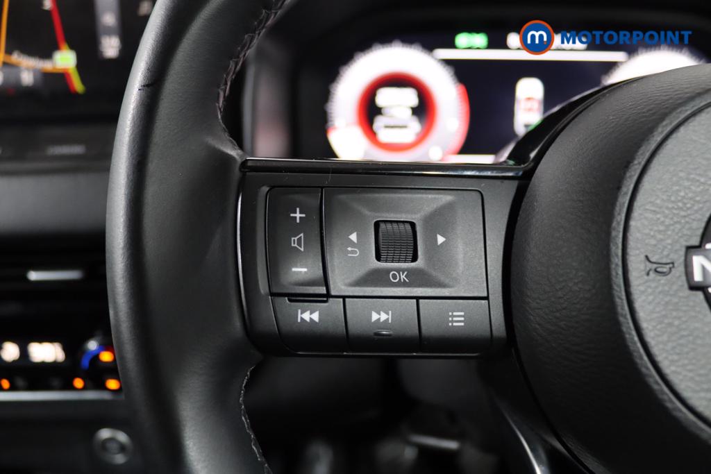 Nissan Qashqai N-Connecta Manual Petrol SUV - Stock Number (1477011) - 7th supplementary image