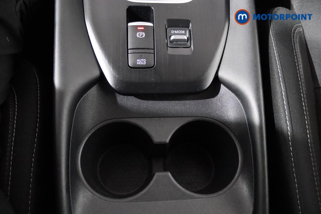 Nissan Qashqai N-Connecta Manual Petrol SUV - Stock Number (1477011) - 17th supplementary image