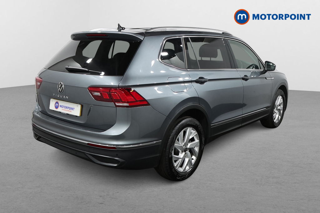 Volkswagen Tiguan Allspace Life Manual Petrol SUV - Stock Number (1481316) - Drivers side rear corner