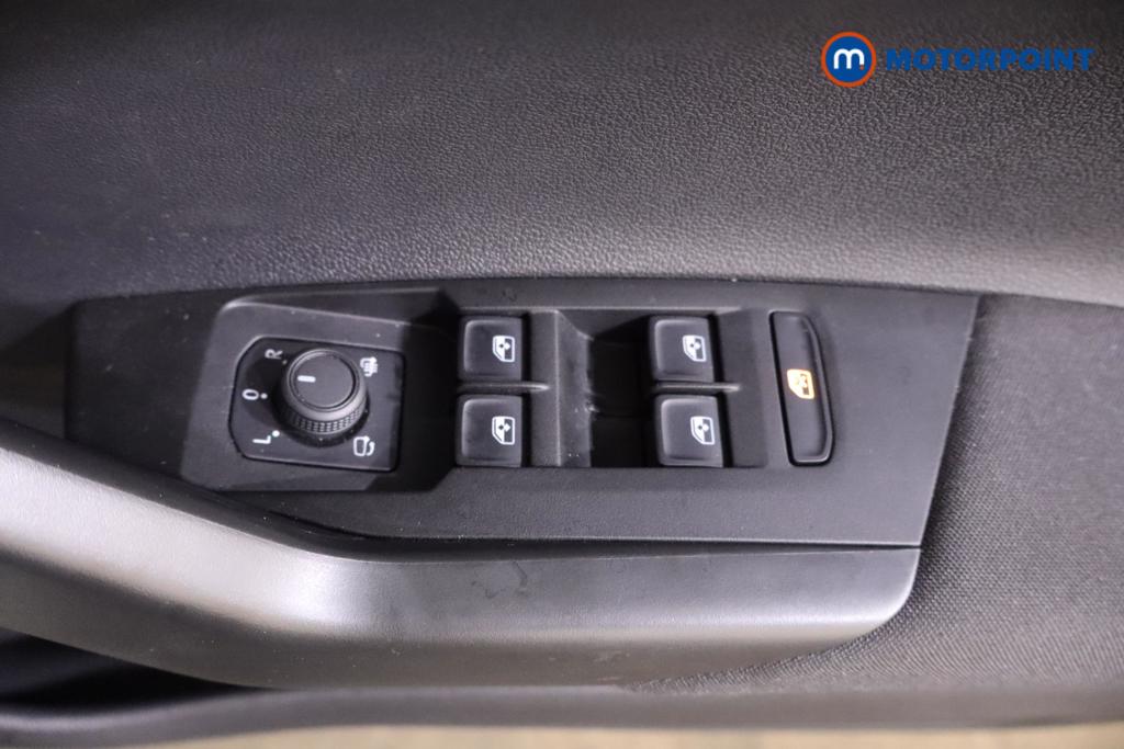 Volkswagen Polo Life Manual Petrol Hatchback - Stock Number (1478754) - 9th supplementary image