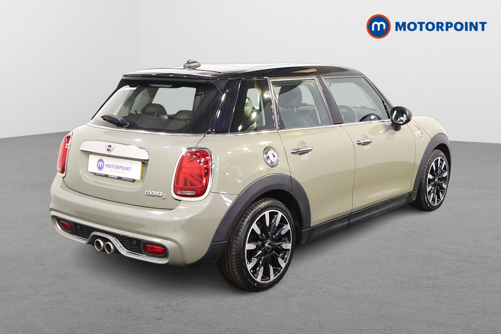 Mini Hatchback Cooper S Exclusive Manual Petrol Hatchback - Stock Number (1480432) - Drivers side rear corner