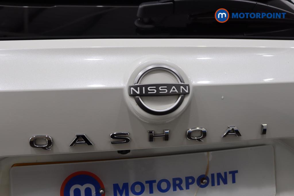 Nissan Qashqai N-Connecta Manual Petrol SUV - Stock Number (1479091) - 29th supplementary image