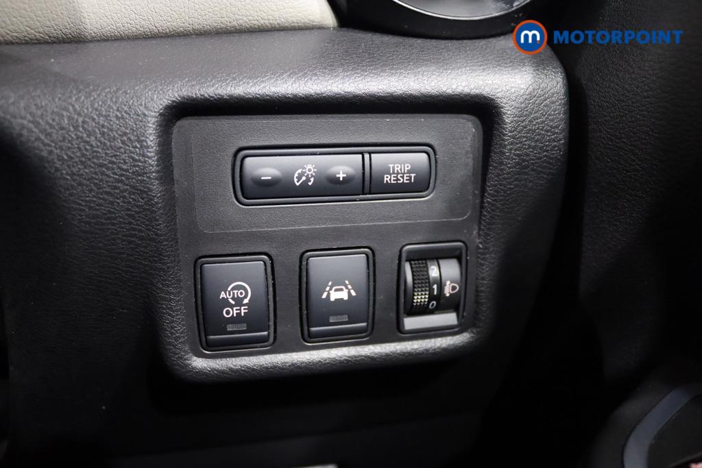 Nissan Micra Tekna Manual Petrol Hatchback - Stock Number (1482662) - 18th supplementary image