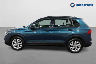 Volkswagen Tiguan Life Automatic Petrol SUV - Stock Number (1479568) - Passenger side