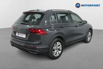 Volkswagen Tiguan Life Automatic Diesel SUV - Stock Number (1480059) - Drivers side rear corner