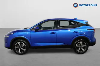 Nissan Qashqai N-Connecta Manual Petrol SUV - Stock Number (1481410) - Passenger side