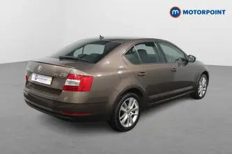 Skoda Octavia Se L Manual Petrol Hatchback - Stock Number (1469564) - Drivers side rear corner