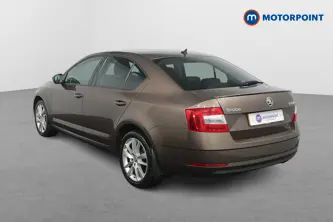 Skoda Octavia Se L Manual Petrol Hatchback - Stock Number (1469564) - Passenger side rear corner