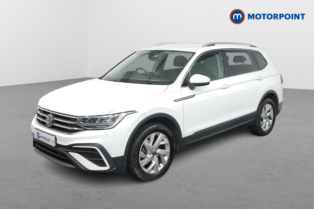 Volkswagen Tiguan Allspace Life Automatic Petrol SUV - Stock Number (1479377) - Passenger side front corner