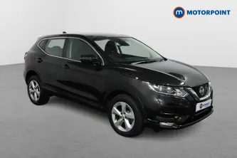 Nissan Qashqai Acenta Premium Automatic Diesel SUV - Stock Number (1479507) - Drivers side front corner