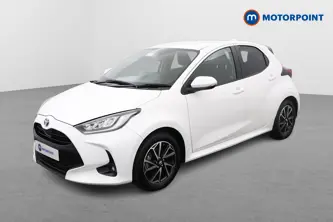 Toyota Yaris Design Automatic Petrol-Electric Hybrid Hatchback - Stock Number (1480993) - Passenger side front corner