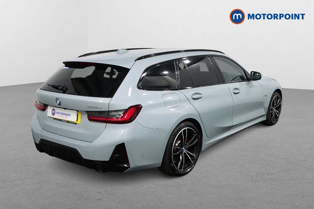 BMW 3 Series M Sport Automatic Petrol Plug-In Hybrid Estate - Stock Number (1481238) - Drivers side rear corner