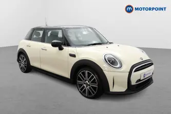 Mini Hatchback Cooper Exclusive Manual Petrol Hatchback - Stock Number (1481675) - Drivers side front corner