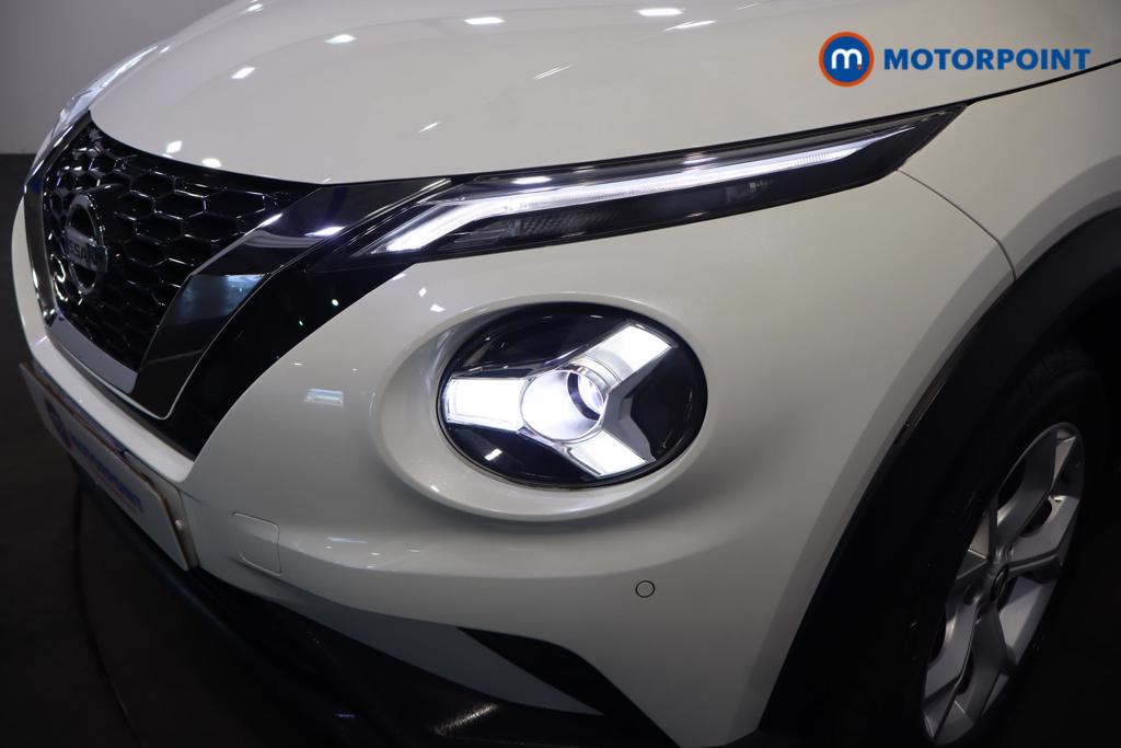 Nissan Juke N-Connecta Manual Petrol SUV - Stock Number (1482026) - 24th supplementary image