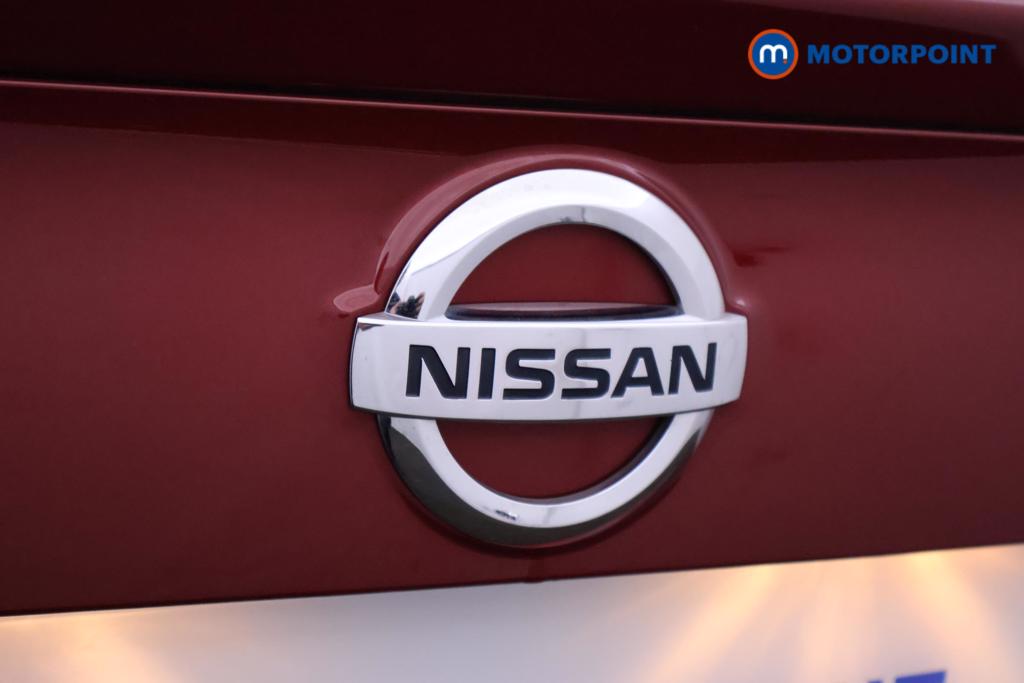 Nissan Qashqai N-Connecta Manual Petrol SUV - Stock Number (1474569) - 18th supplementary image