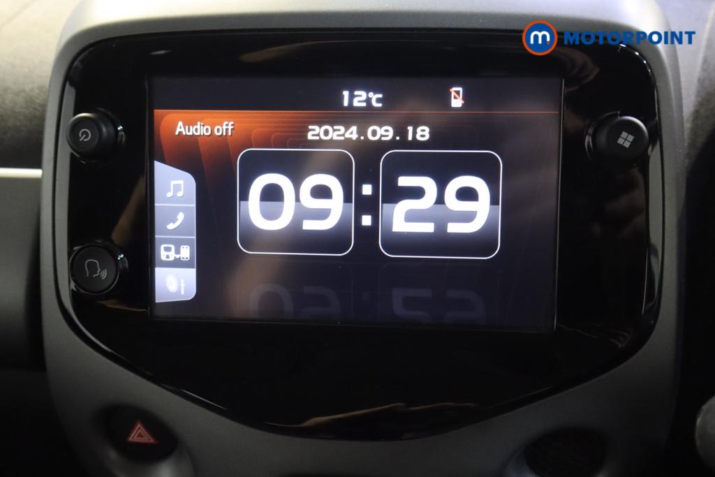 Toyota Aygo X-Play Manual Petrol Hatchback - Stock Number (1477343) - 6th supplementary image