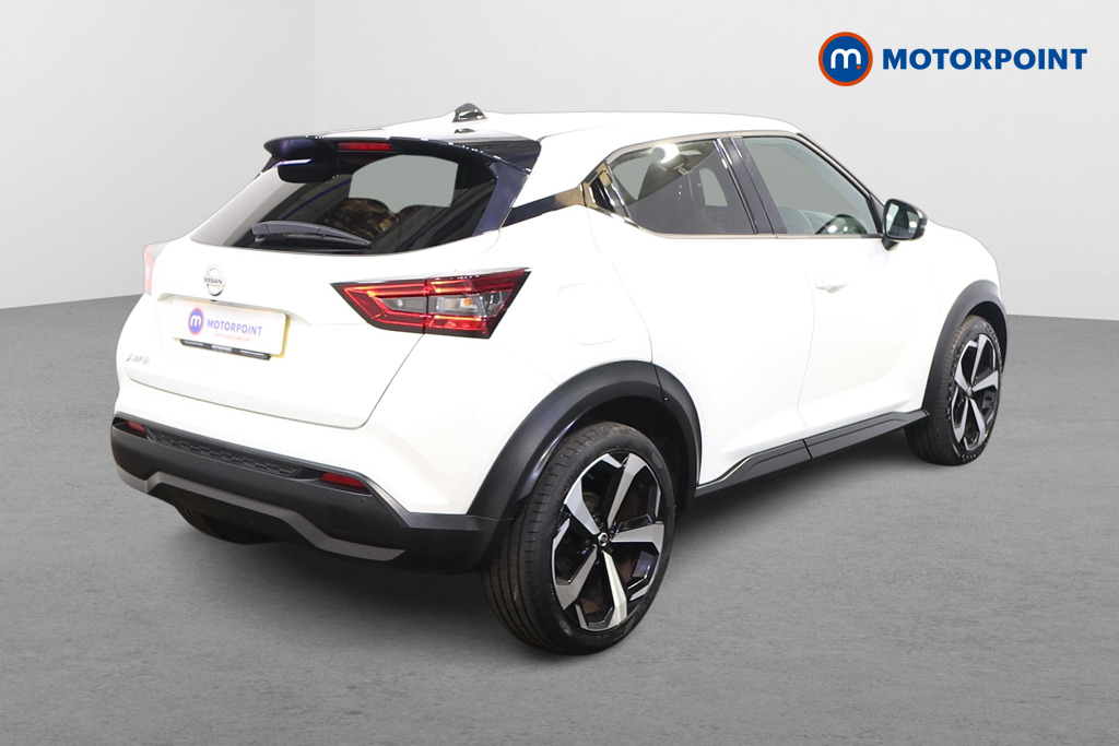 Nissan Juke Tekna Manual Petrol SUV - Stock Number (1478057) - Drivers side rear corner