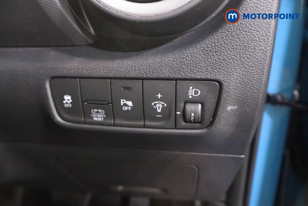 Hyundai Kona Se Connect Automatic Petrol-Electric Hybrid SUV - Stock Number (1480135) - 9th supplementary image