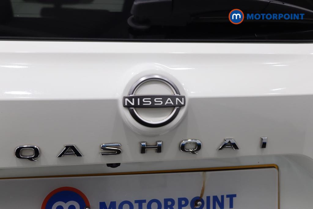 Nissan Qashqai N-Connecta Automatic Petrol SUV - Stock Number (1481949) - 29th supplementary image