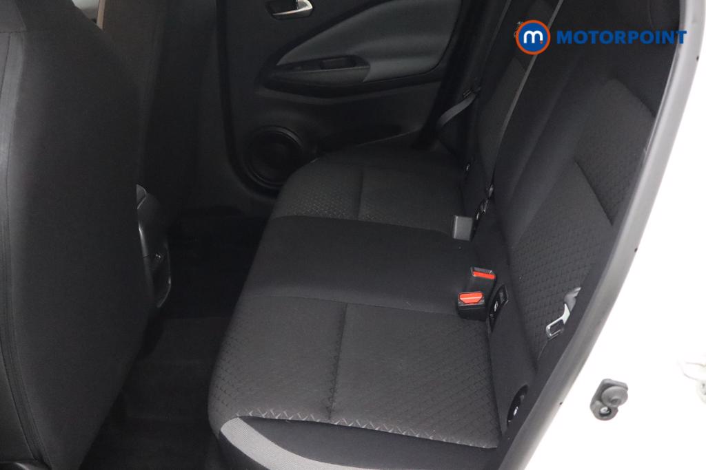 Nissan Juke N-Connecta Automatic Petrol SUV - Stock Number (1482016) - 2nd supplementary image