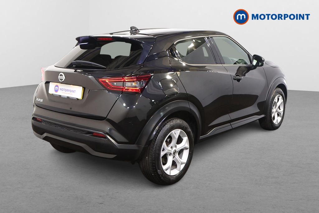 Nissan Juke N-Connecta Manual Petrol SUV - Stock Number (1480323) - Drivers side rear corner