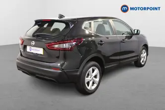 Nissan Qashqai Acenta Premium Automatic Petrol SUV - Stock Number (1482457) - Drivers side rear corner