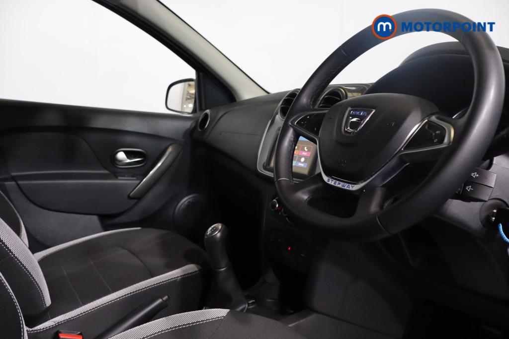 Dacia Sandero Stepway Comfort Manual Petrol Hatchback - Stock Number (1454105) - 1st supplementary image