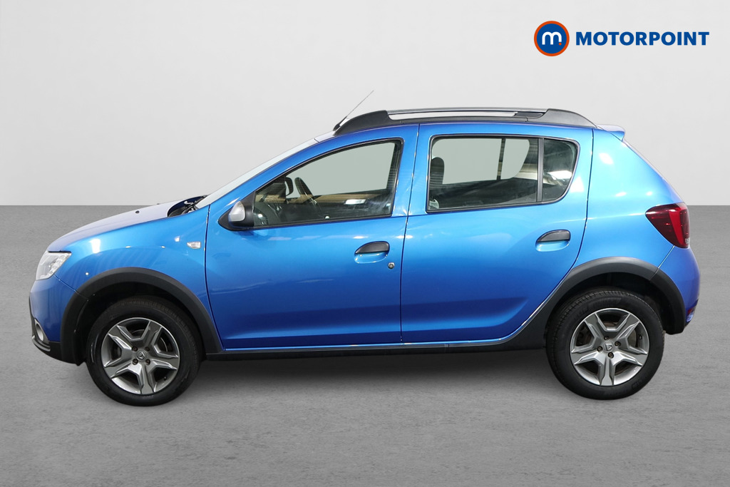 Dacia Sandero Stepway Comfort Manual Petrol Hatchback - Stock Number (1454105) - Passenger side