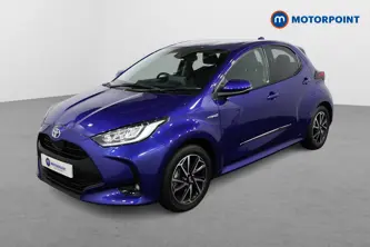 Toyota Yaris Design Automatic Petrol-Electric Hybrid Hatchback - Stock Number (1482223) - Passenger side front corner