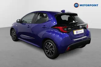 Toyota Yaris Design Automatic Petrol-Electric Hybrid Hatchback - Stock Number (1482223) - Passenger side rear corner