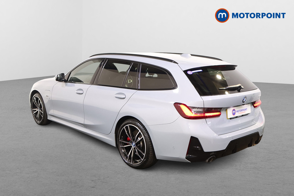 BMW 3 Series M Sport Automatic Petrol Plug-In Hybrid Estate - Stock Number (1482987) - Passenger side rear corner